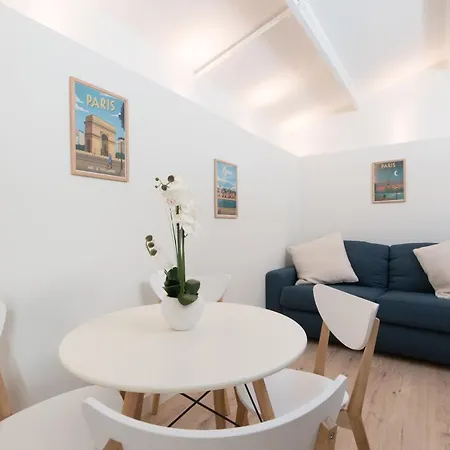 Poncelet Apartment *