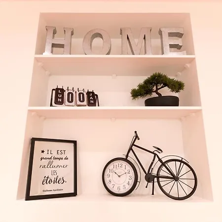 Apartment Poncelet *